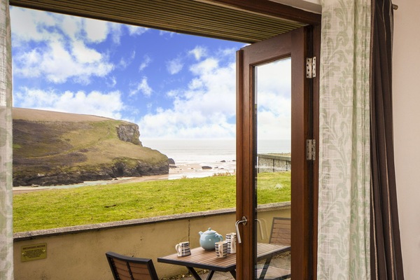 Beach/ocean view