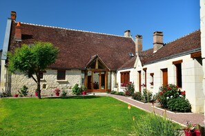 Exterior - Le Tulipier de Virginie (Noyers-sur-Cher)