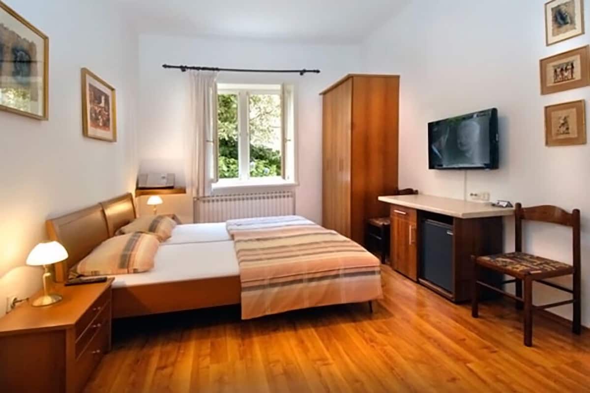 Family Apartment, Kitchen, Garden View | View from room