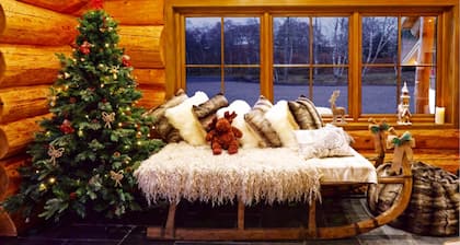 Caledonian Cabin