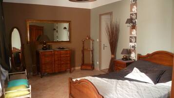 2 quartos, ferros/tábuas de passar roupa, berço de viagem, Wi-Fi