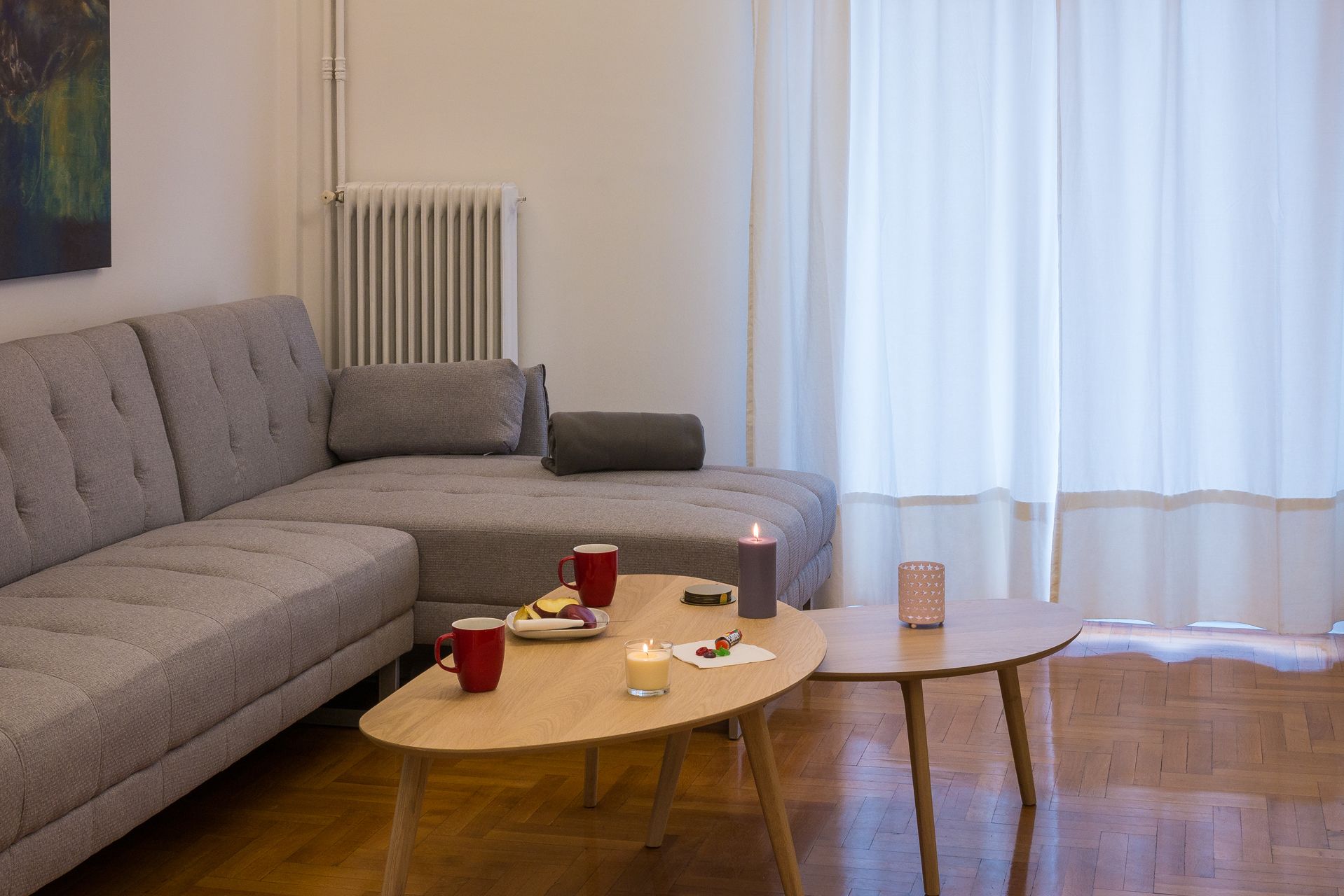 Apartamento, 2 quartos | Área de estar | TV de tela plana