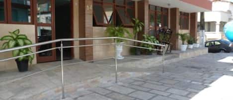 Lối vào nơi lưu trú