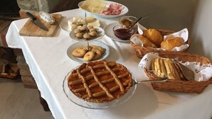Breakfast area - Villa Fulvia B&b (Diano d'Alba)