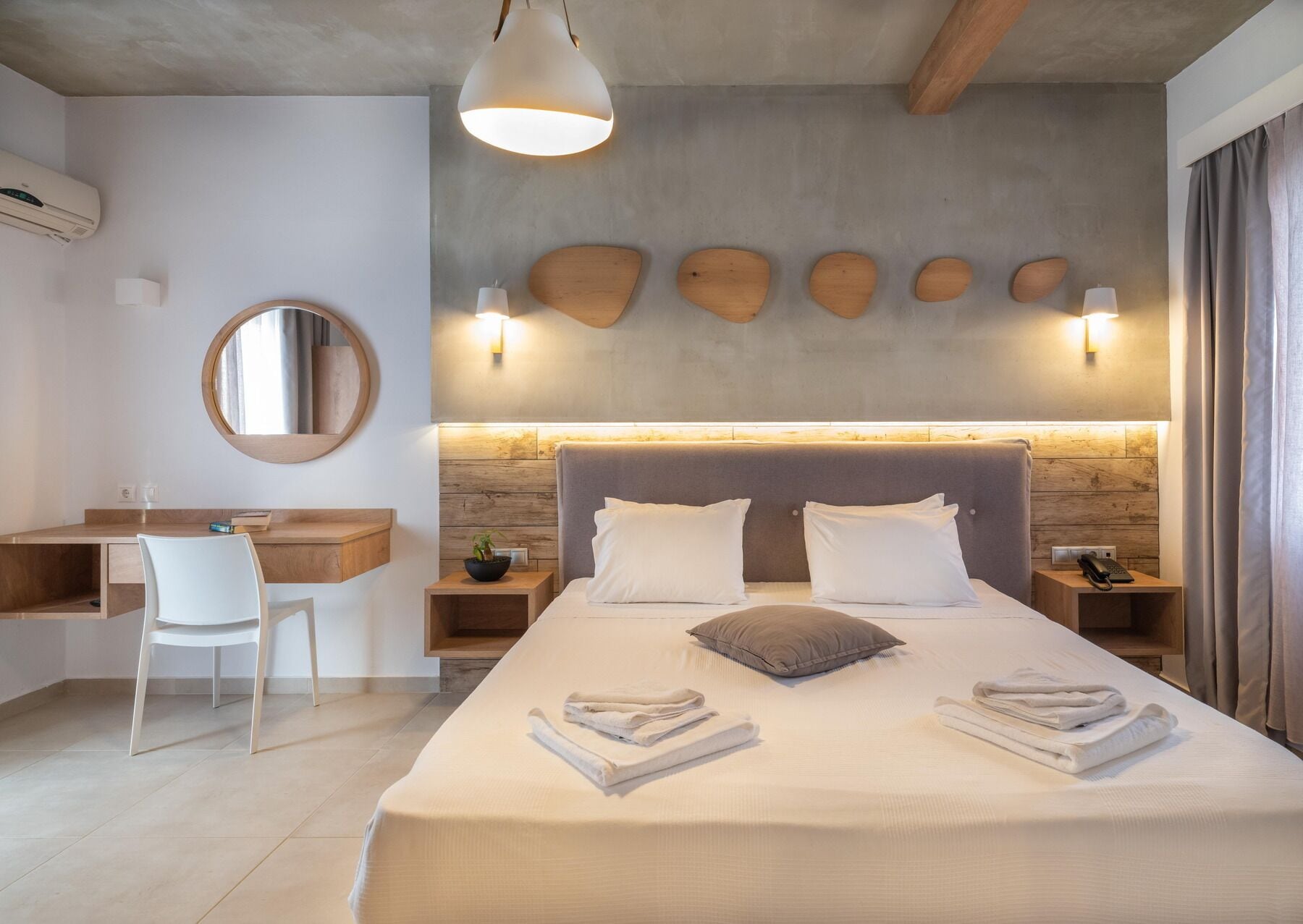 Habitación con 1 cama matrimonial o 2 individuales | 1 habitación y caja de seguridad en la habitación 