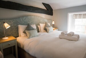 Suite, Mountain View (The Horse & Farrier) | Free WiFi, bed sheets