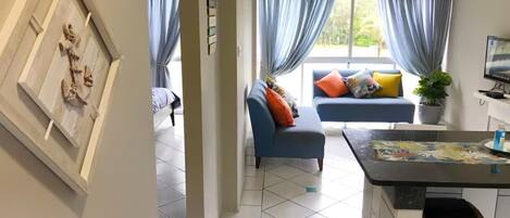 32-inch TV with satellite channels