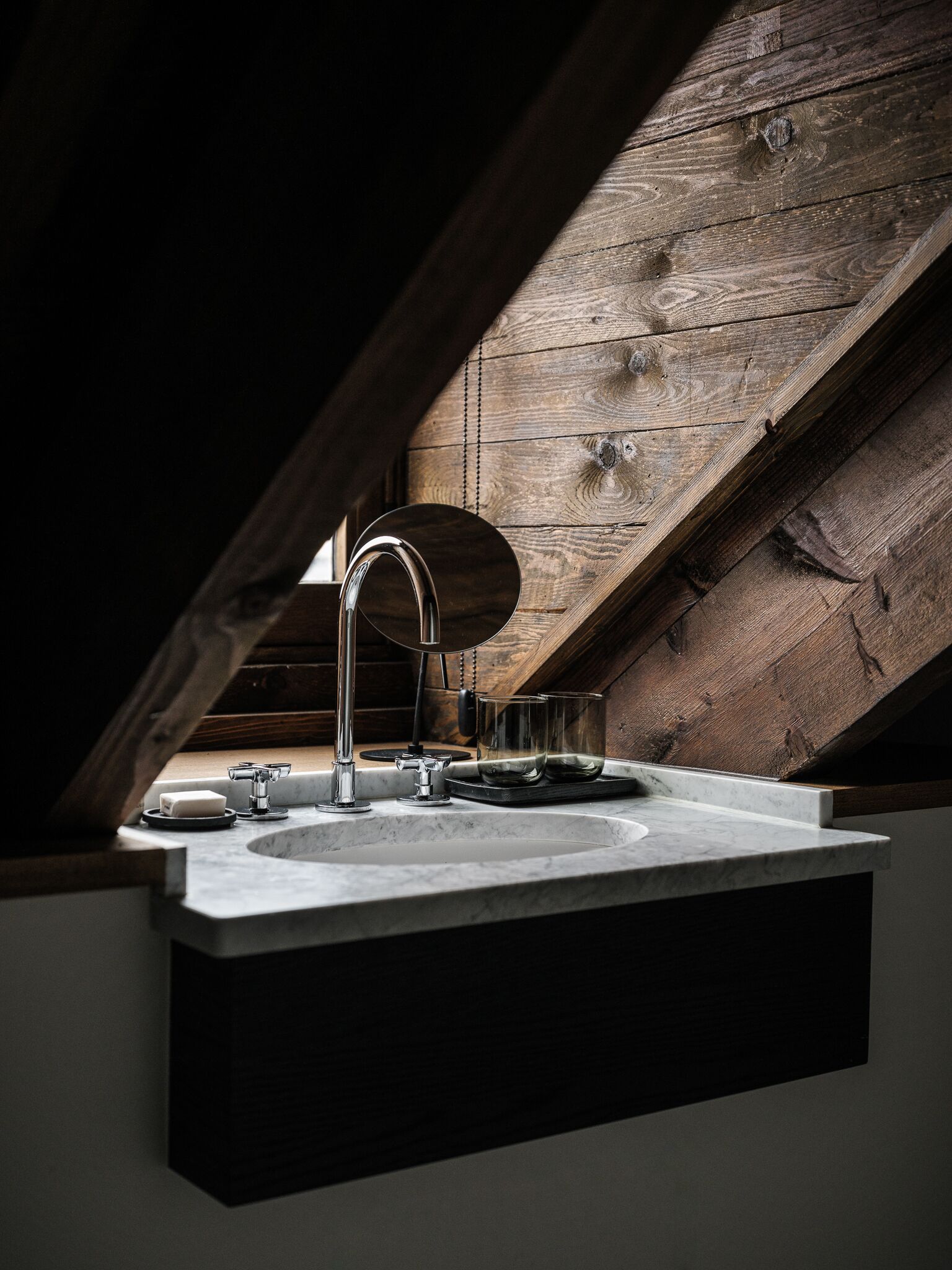 deluxe room | bathroom | designer toiletries, hair dryer, bathrobes, slippers