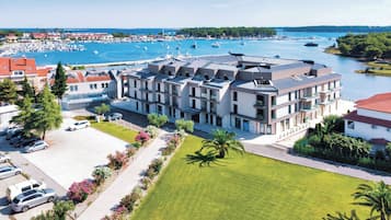 Mặt tiền nơi lưu trú