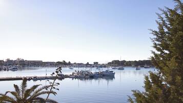 Vue depuis lâhĂ©bergement