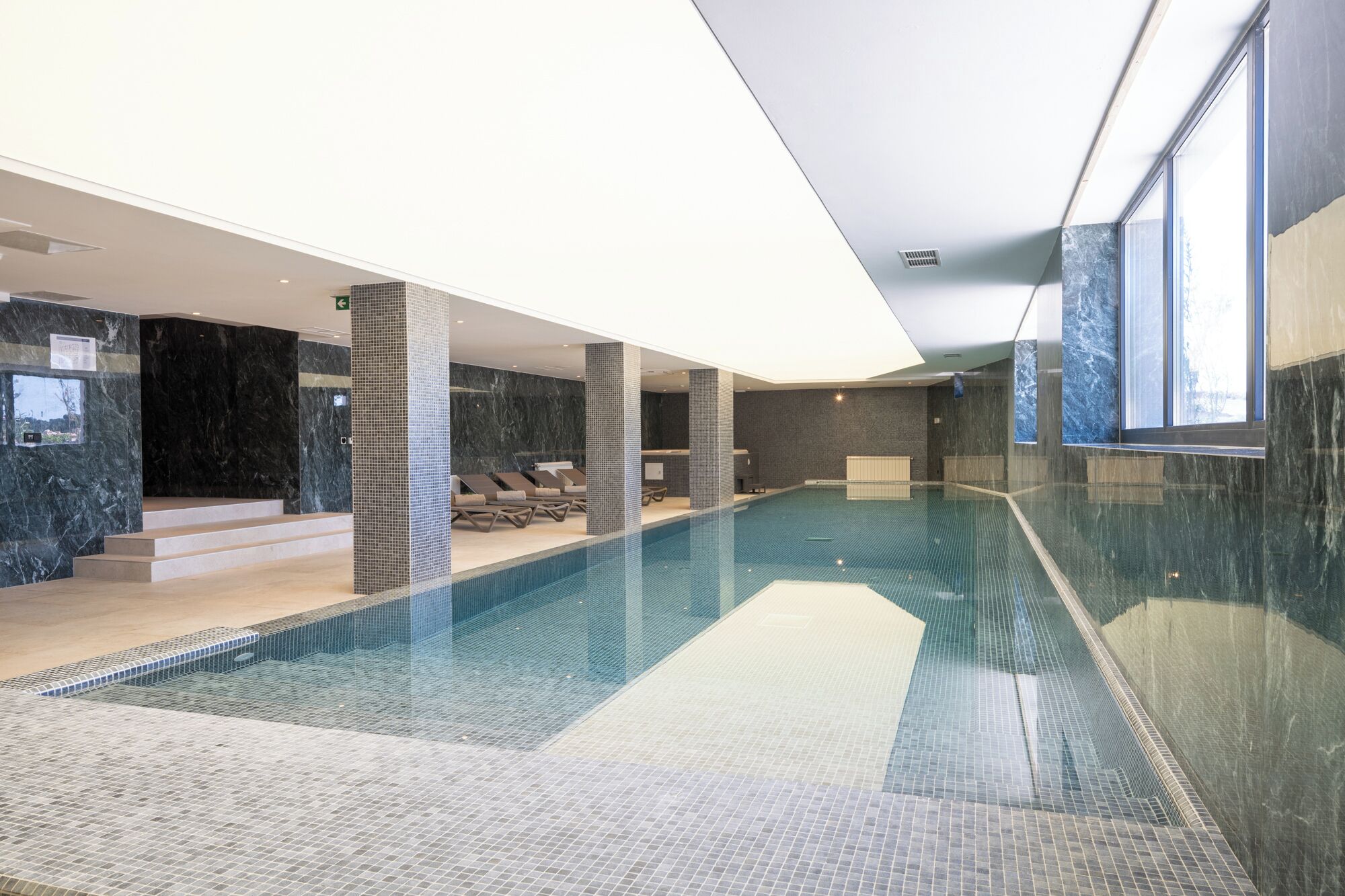 Piscine couverte