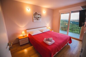 Villa – exclusive | 3 soverom, safe på rommet, skrivebord og strykejern/-brett