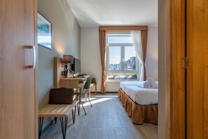 Double Room, 2 Single Beds, Non Smoking, City View