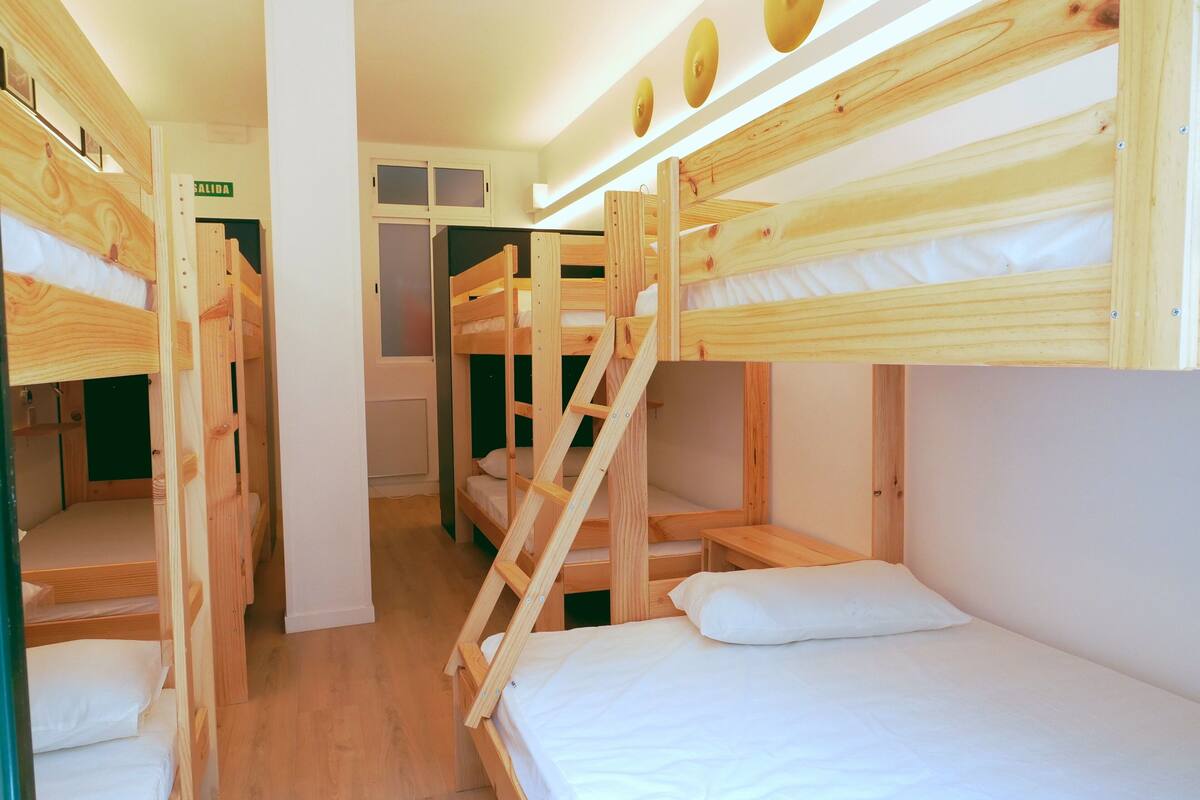 Wifi gratis y ropa de cama