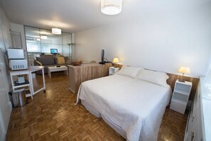 Wifi gratis y ropa de cama