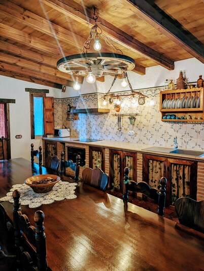 Self catering El Descanso del Peregrino for 14 people
