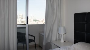 Unclassified image, 2 of 23, button - Bartolome Mitre & Parana (Buenos Aires)