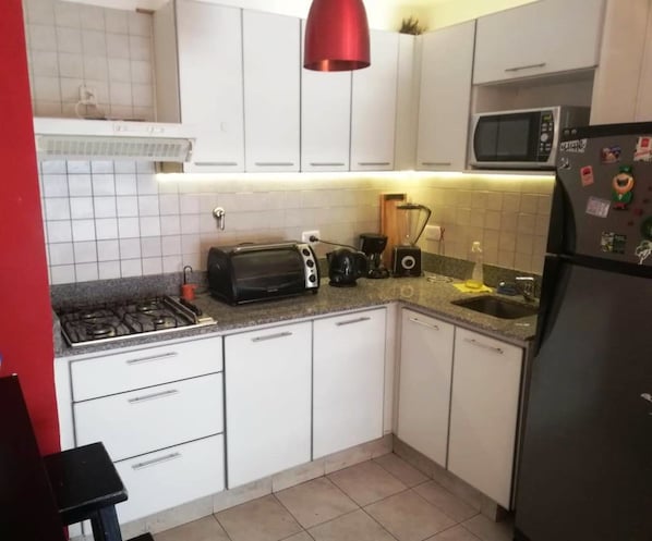 Apartment, 1 Double Bed, Non Smoking | Private kitchenette