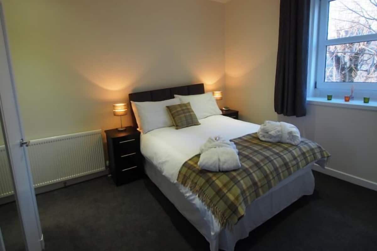 1 bedroom, in-room safe, iron/ironing board, free cots/infant beds