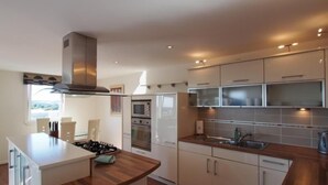 Private kitchen - Queens Highlands (Aberdeen)