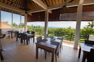 Se sirven desayunos, almuerzos y cenas