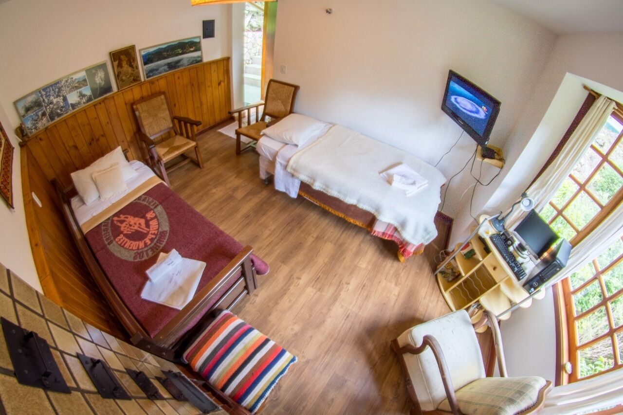 Chalet Villa Del Monte on the banks of the stream a quiet place