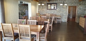 Breakfast and dinner served, German cuisine - Gästehaus Bicking (Gauersheim)