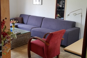 Chalet, 2 Bedrooms (Comfort XL) | Living area