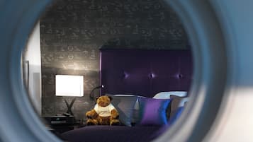 Double Room | Hypo-allergenic bedding, minibar, in-room safe, individually decorated