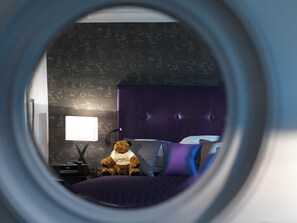 Doppelzimmer | Allergikerbettwaren, Minibar, Zimmersafe, individuell dekoriert