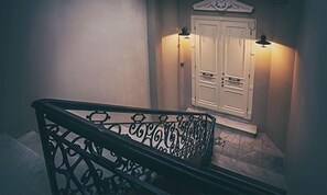 Interior entrance - EstherHouse - Hostel (Odesa)