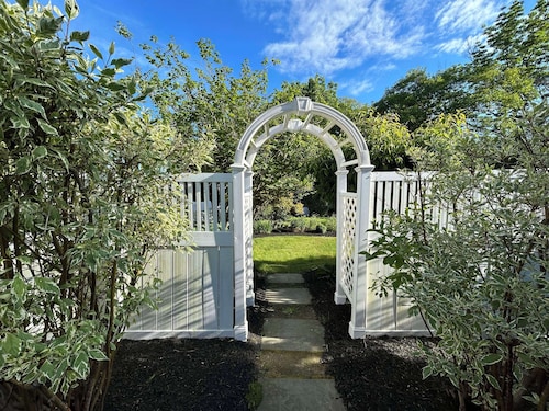 Cod Cove Inn, BW Signature Collection