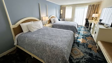 Ropa de cama de alta calidad y escritorio