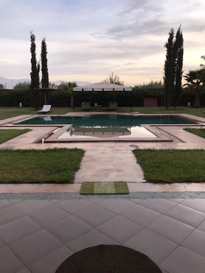 Villa Deluxe, 5 chambres, piscine privée | Terrasse/Patio