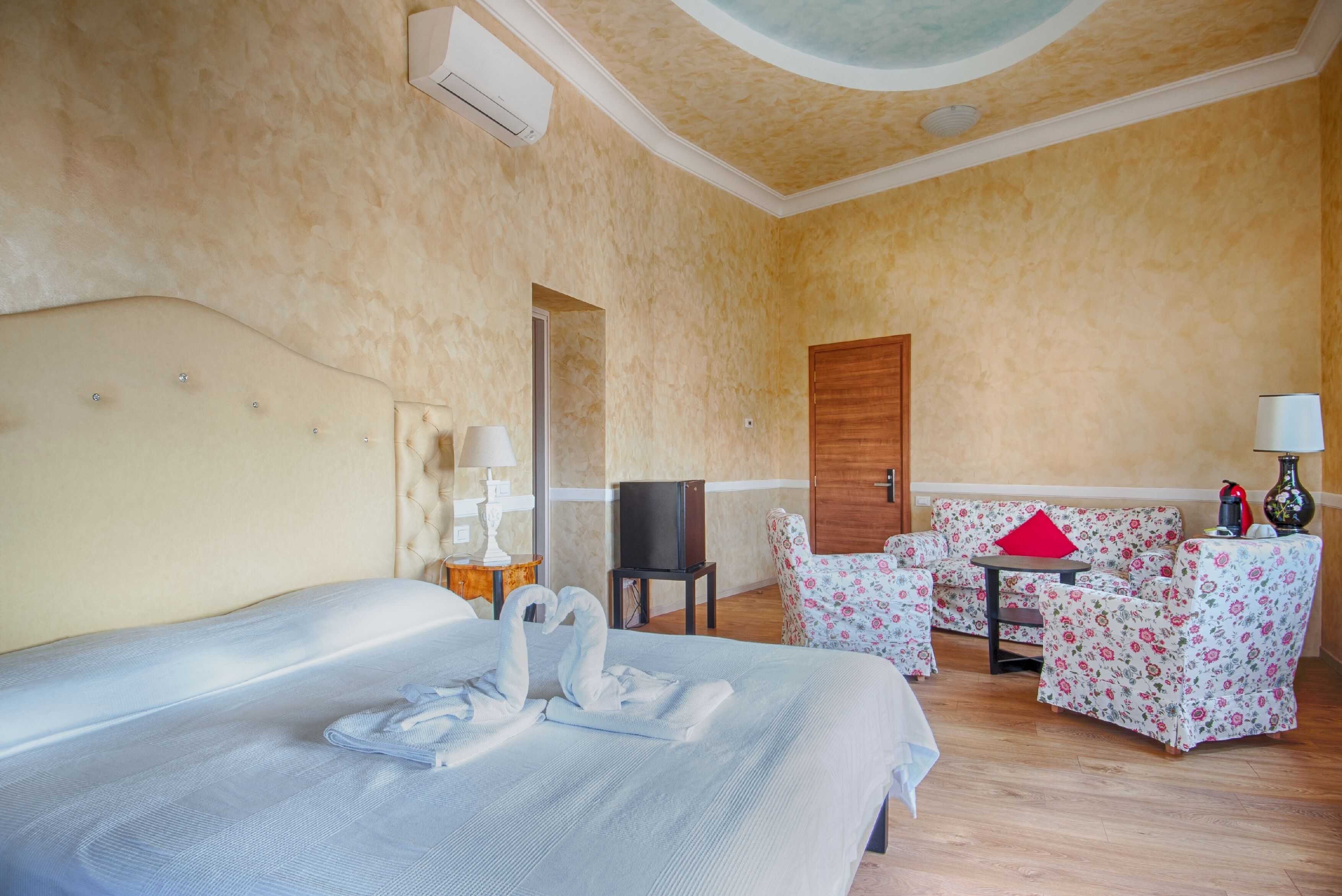 Junior-Studiosuite, Flussblick