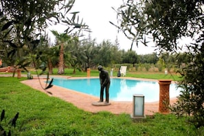 Private pool
