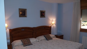 Habitación con 1 cama doble o 2 individuales