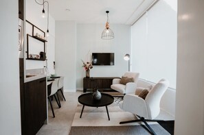 Chambre Double ('t Groen) | Salle de séjour | Télévision à écran plat