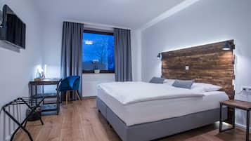 Business-Zimmer, Nichtraucher | Allergikerbettwaren, Schreibtisch, Verdunkelungsvorhänge, Babybetten