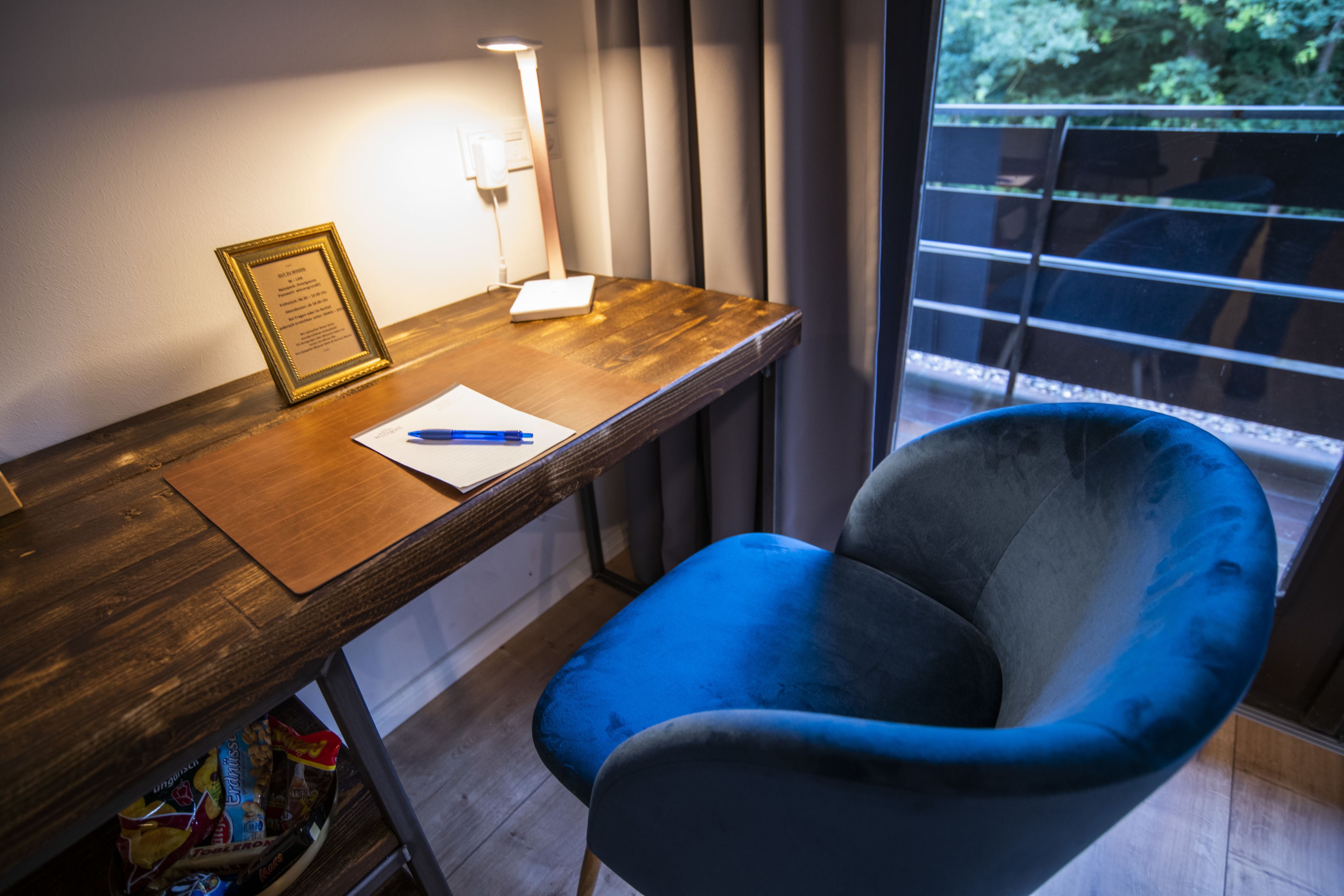 hypo-allergenic bedding, desk, blackout curtains, cots/infant beds