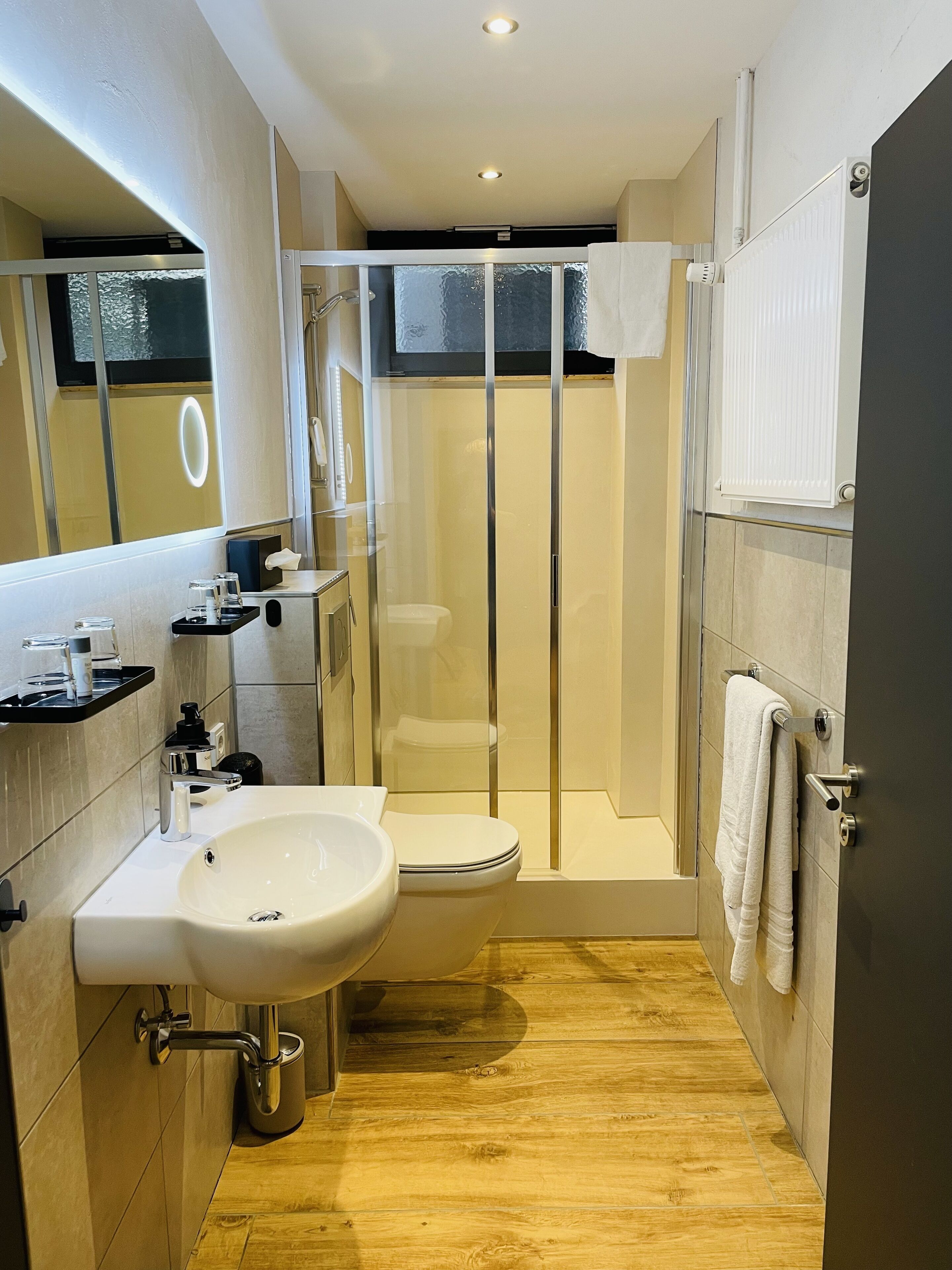 quadruple room | bathroom | shower, eco-friendly toiletries, hair dryer, towels