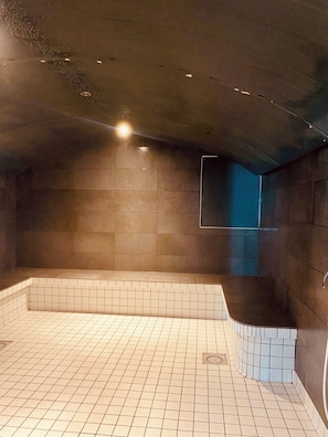 Individually decorated, individually furnished, blackout curtains - La Résidence Le Grand Tétras (Ax-les-Thermes)