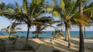 Habitación cuádruple estándar | Vistas al mar