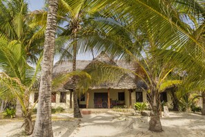 Quarto quádruplo família | Cofres nos quartos