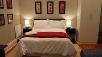 舒適雙人房, 1 張標準雙人床 | 書桌、熨斗/熨衫板、免費 Wi-Fi、床單