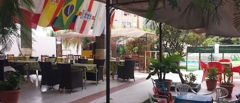 Aamiainen, lounas ja illallinen; Välimeren keittiö