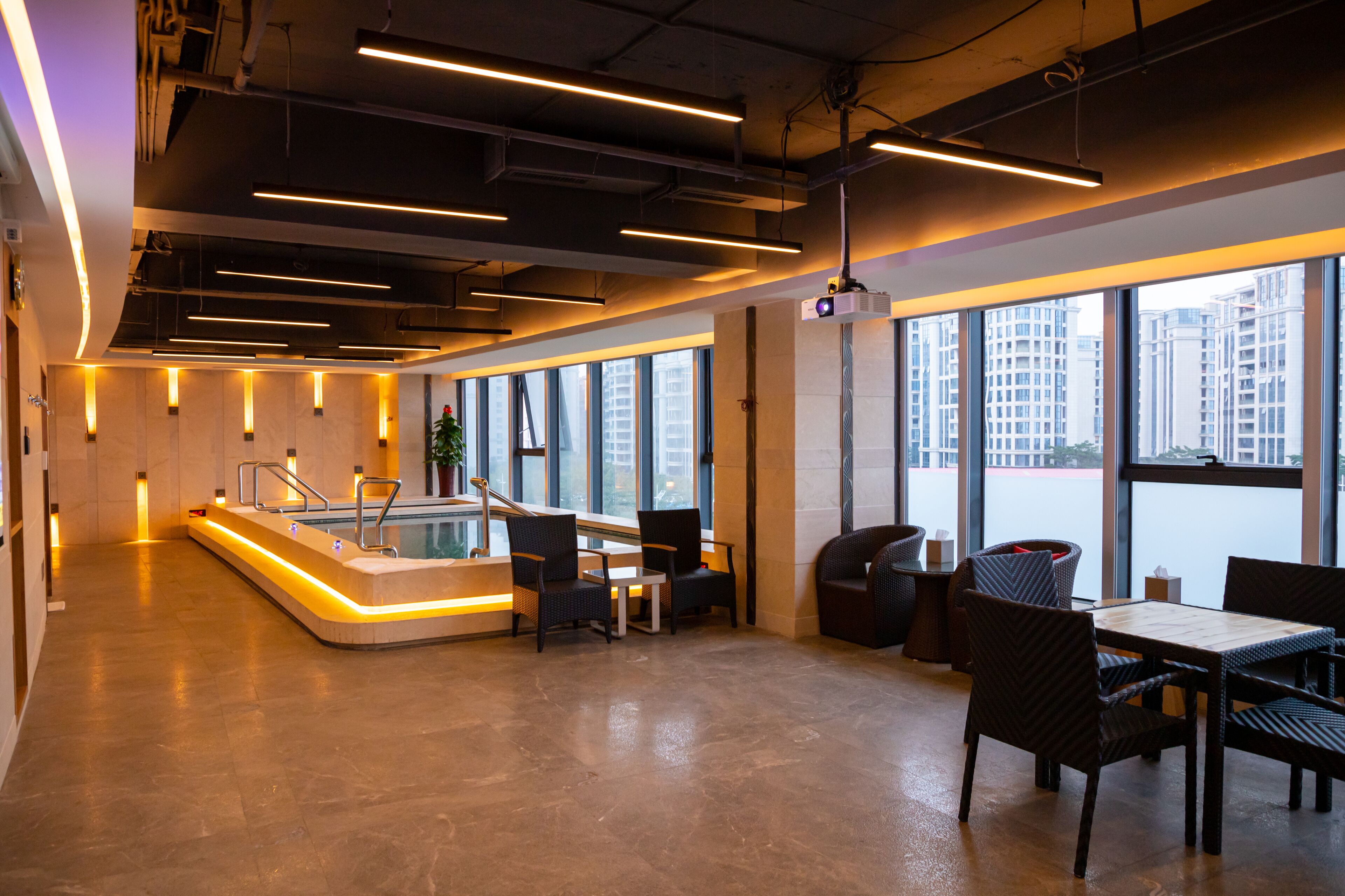 couples treatment room(s), sauna, steam room