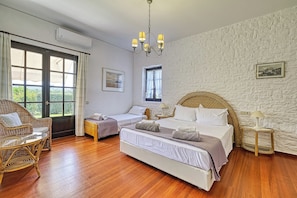 Villa exclusiva, 5 habitaciones | 5 habitaciones, decoración personalizada y muebles diferentes