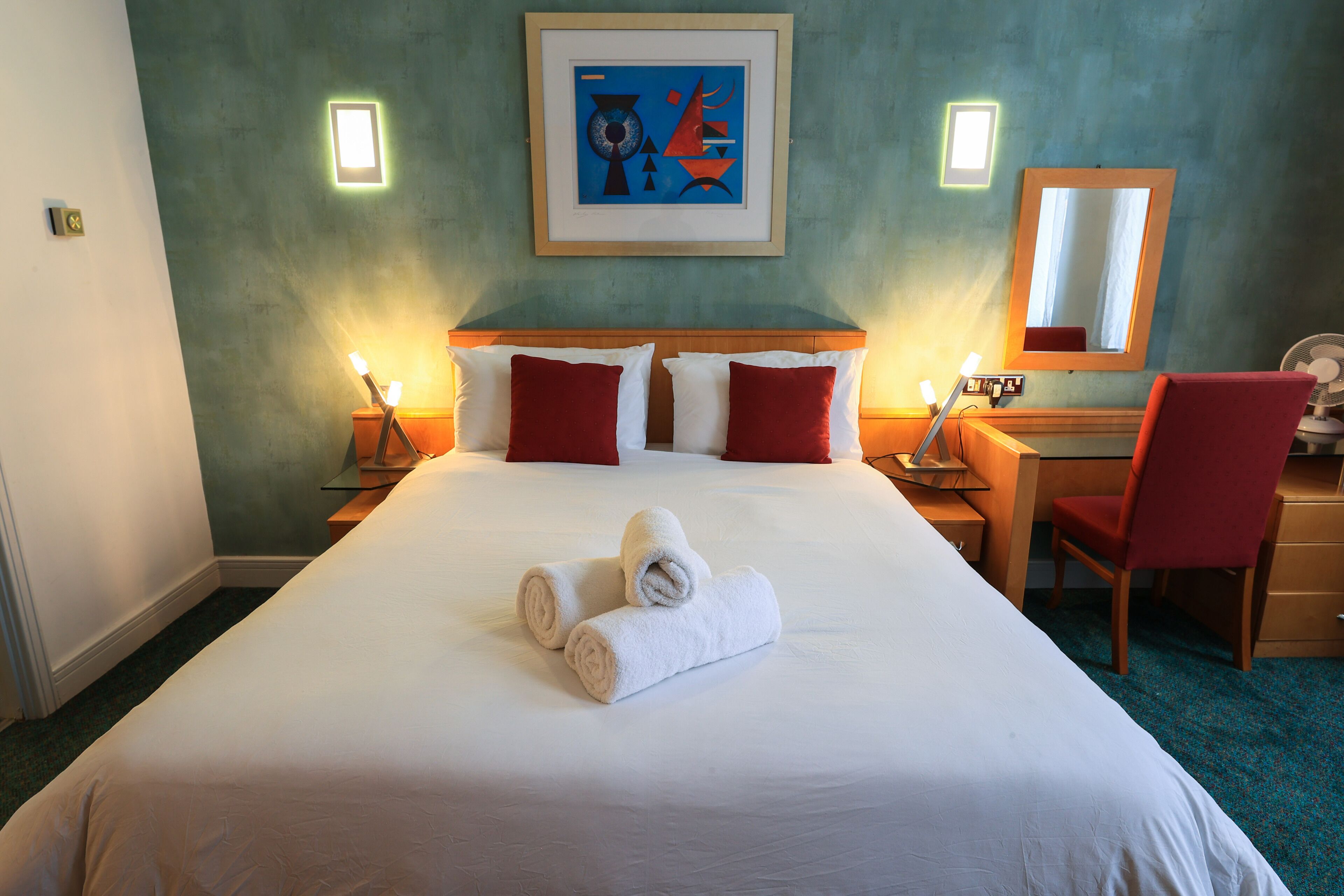 Beautiful Comfortable Spacious Studio HeartOfCity