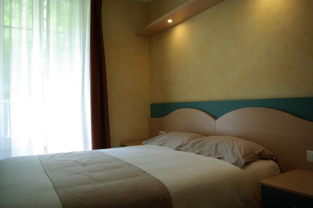 Economy Double Room, 1 Double Bed